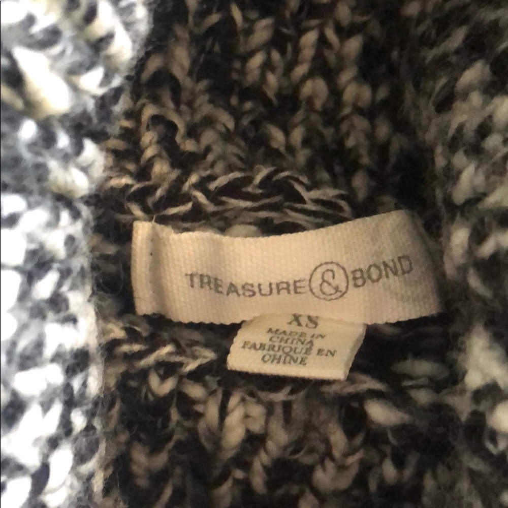 Treasure & Bond Turtleneck Sweater - Picture 2 of 3